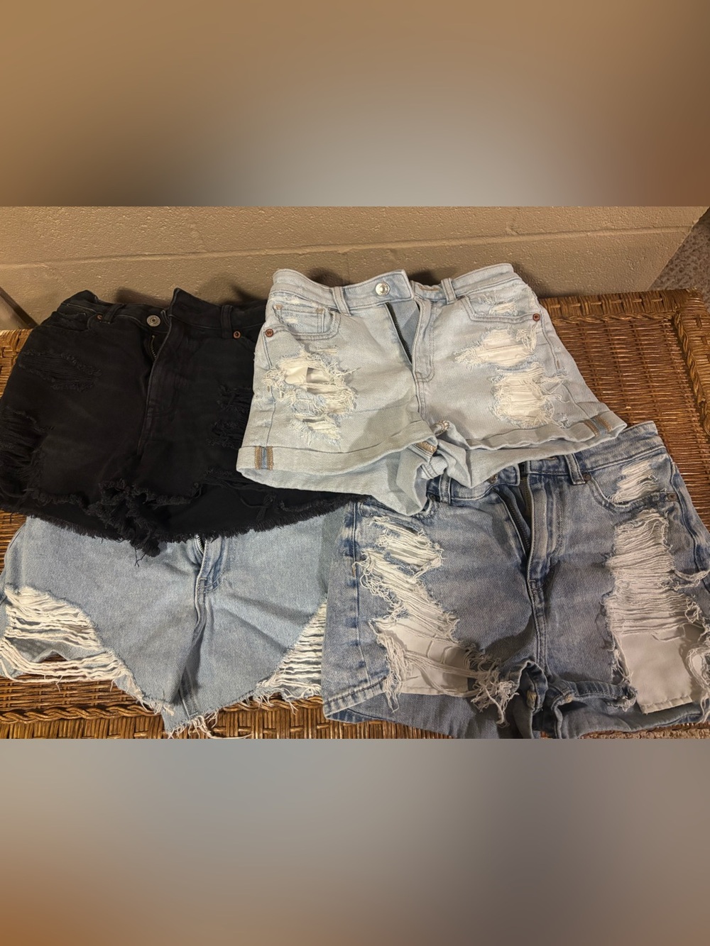 American Eagle Outfitters & Hollister 00/0 Jean Short Lot